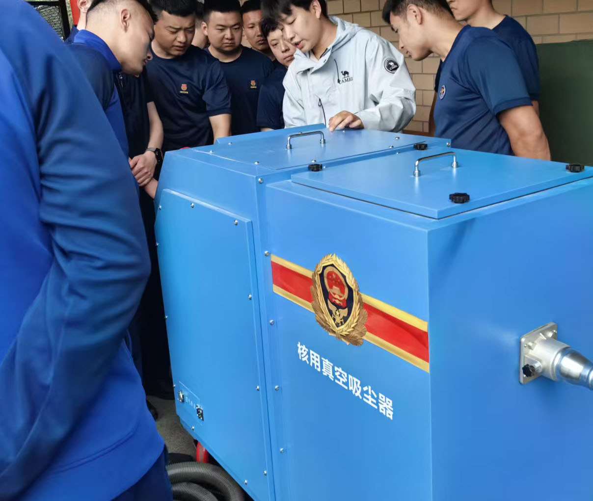 某单位核用真空吸尘器交付验收